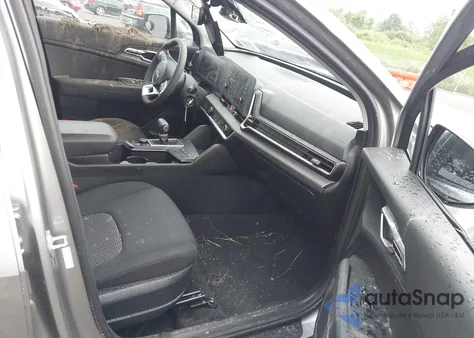 2023 Kia Sportage Lx z USA, uszkodzony, nr VIN KNDPUCAF2P7039181